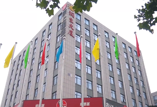 全國體育運(yùn)動場館木地板暢森體育